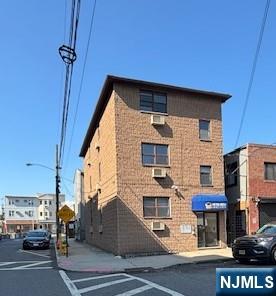 2 Jersey Street,Harrison, NJ 07029