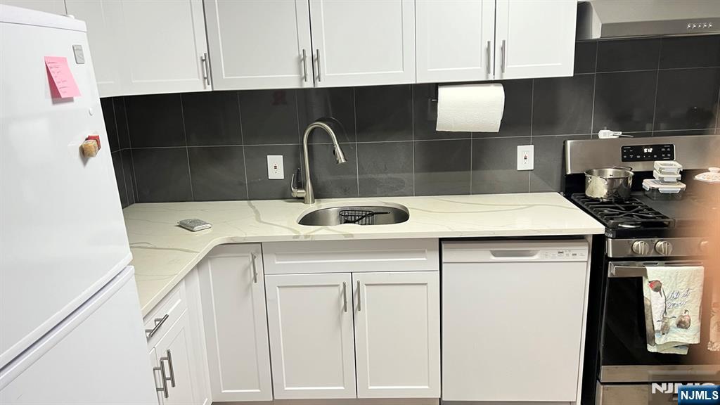 2348 Linwood Avenue,Fort Lee, NJ 07024