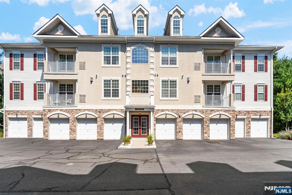 4 Slate Court,Woodland Park, NJ 07424