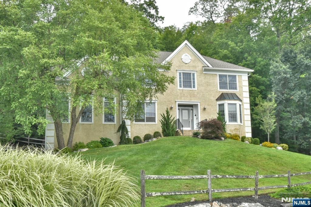 64 Cedar Drive,Tuxedo Park, NJ 10987