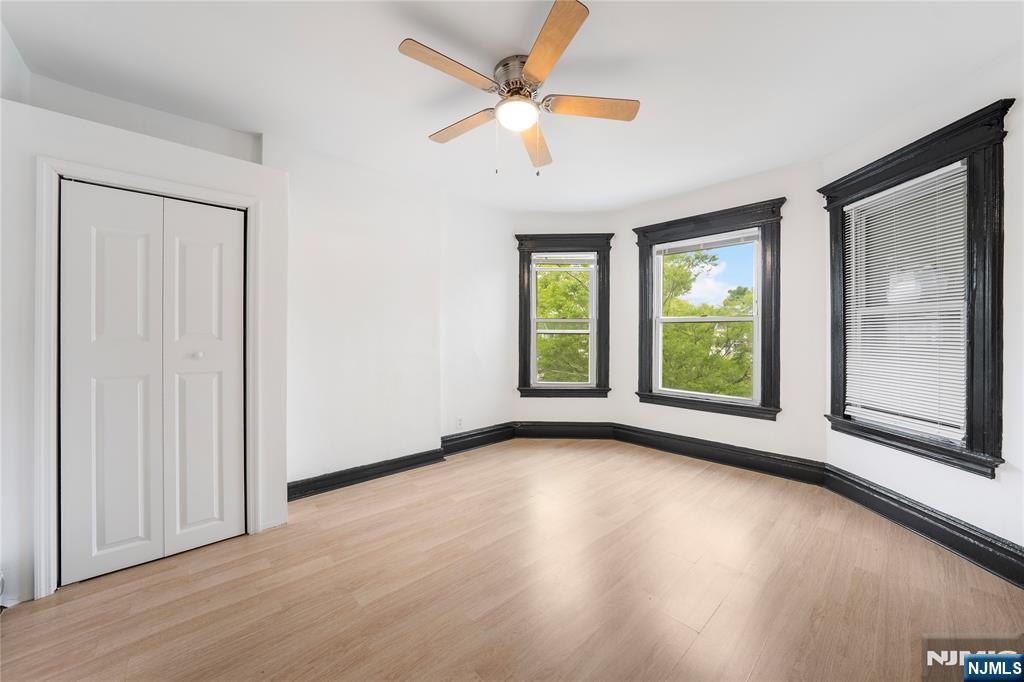 209 11th Street,Newark, NJ 07107