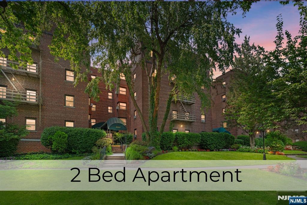 2333 Hudson Terrace,Fort Lee, NJ 07024