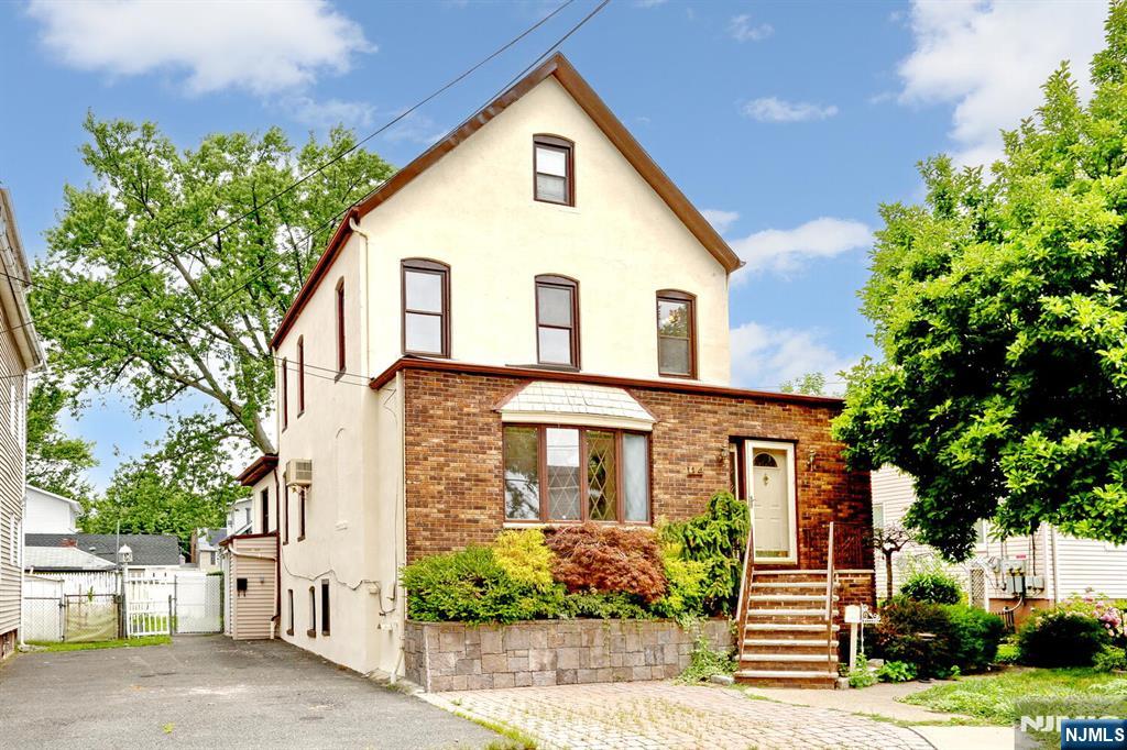 44 Grove Street,Little Ferry, NJ 07643