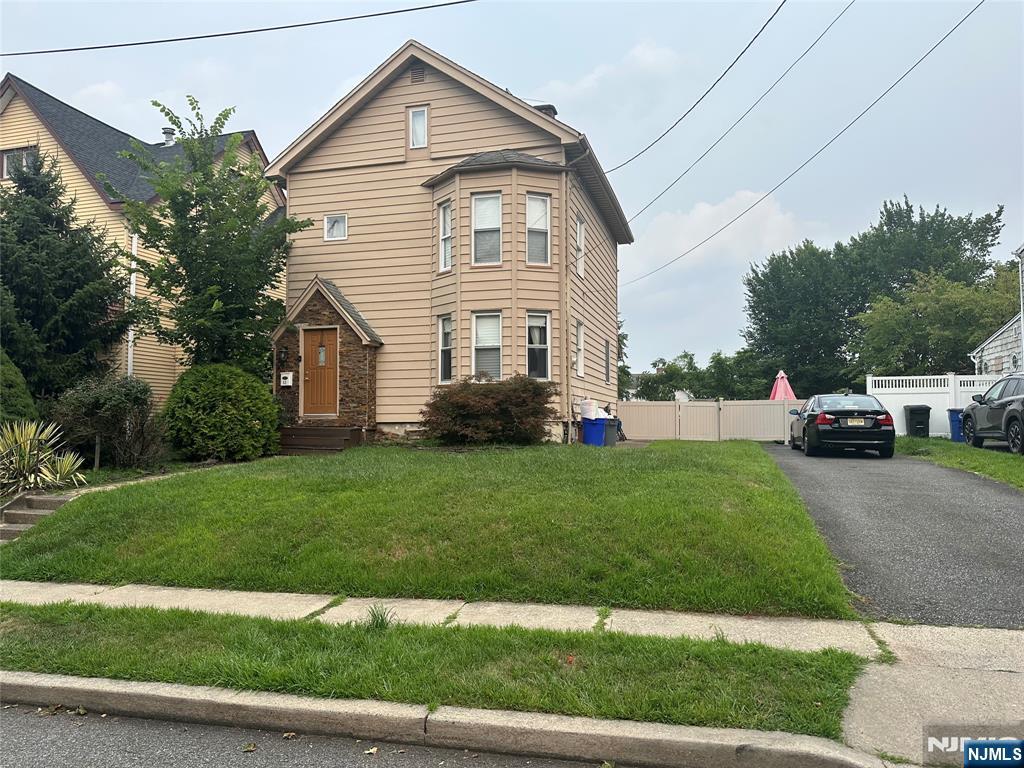 52 Lincoln Avenue,Little Falls, NJ 07424