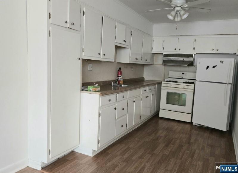 305 Green Avenue,Lyndhurst, NJ 07071