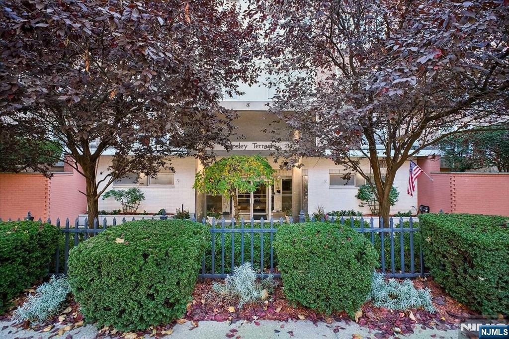2160 Center Avenue,Fort Lee, NJ 07024