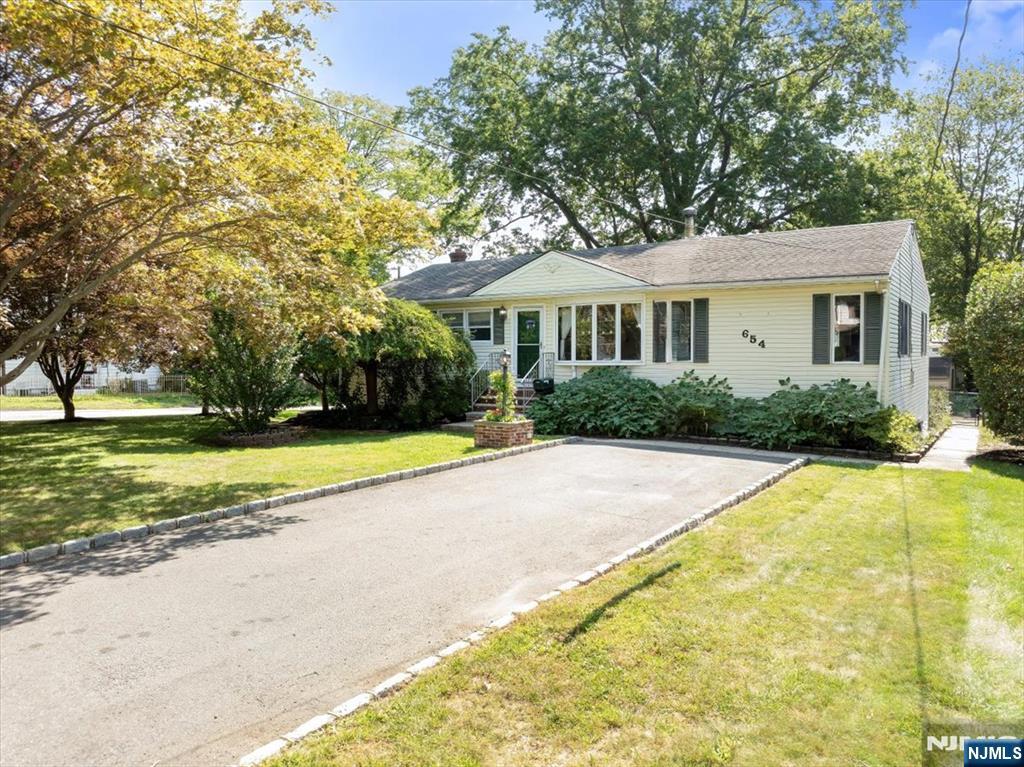 654 Woodbridge Avenue,Woodbridge, NJ 07001
