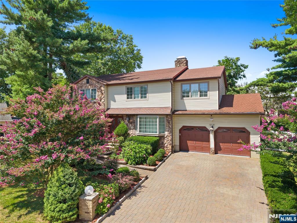 42-05 Debruin Drive,Fair Lawn, NJ 07410