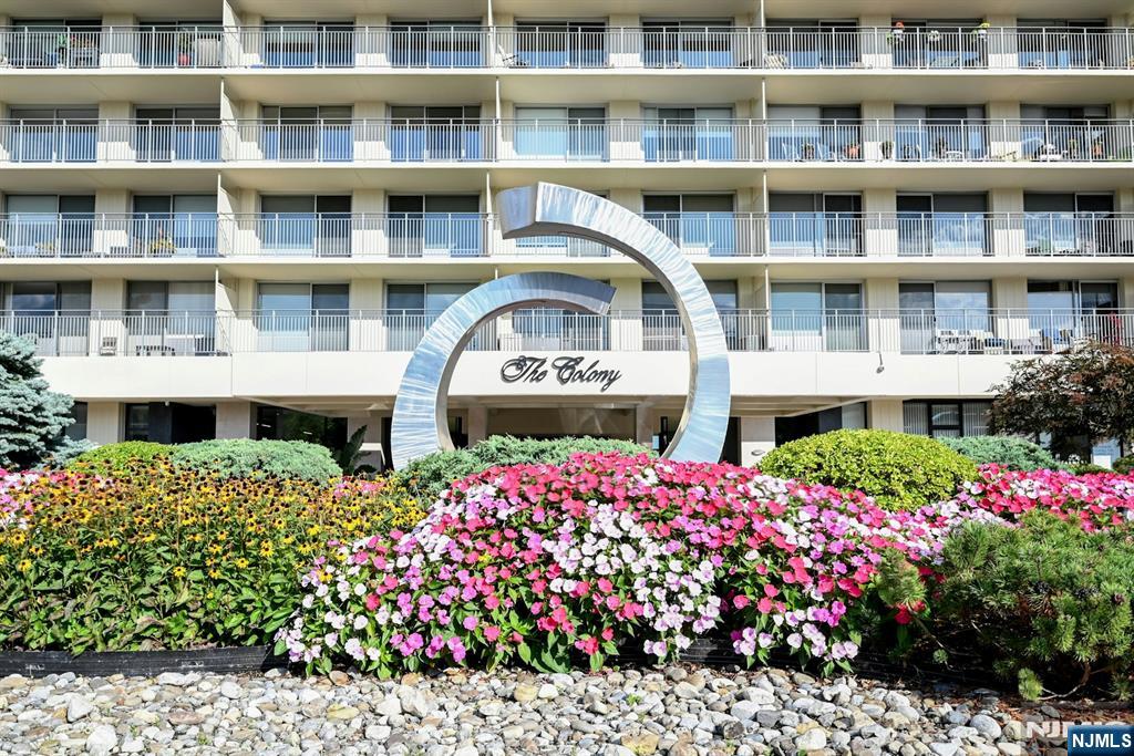 1530 Palisade Avenue,Fort Lee, NJ 07024