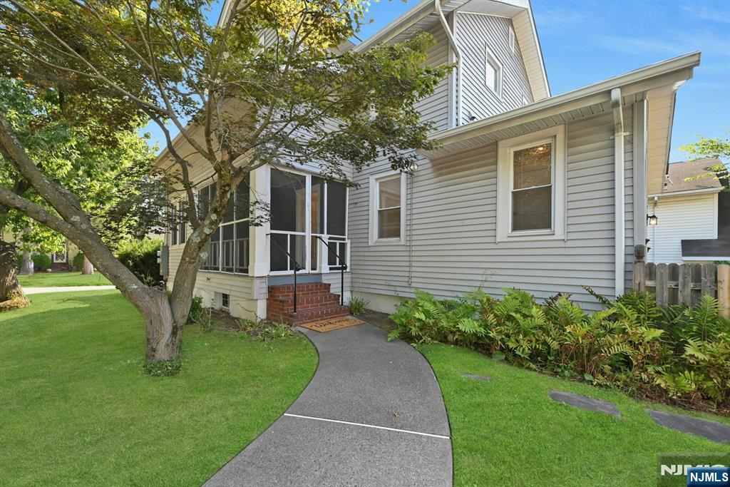 304 Midland Avenue,River Edge, NJ 07661