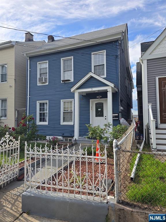 3 Barnes Street,Paterson, NJ 07501