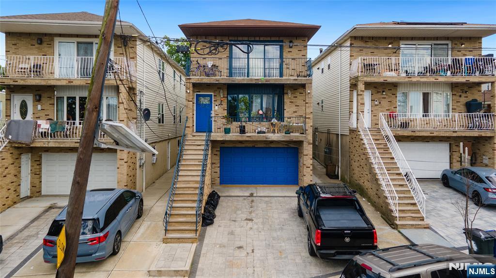 2212 Grand Avenue,North Bergen, NJ 07047