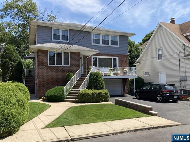 2430 6th Street,Fort Lee, NJ 07024