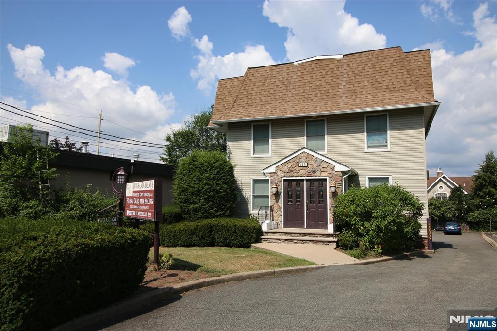 180 Grand Avenue,Englewood, NJ 07631