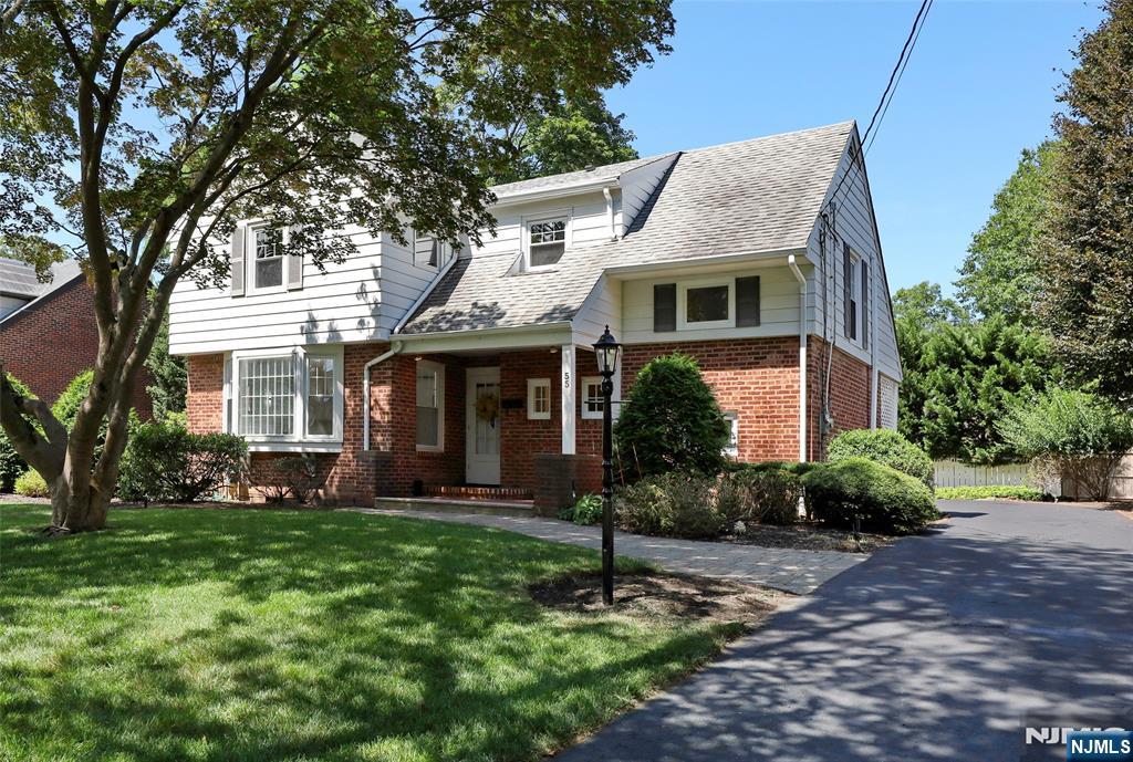 55 Forest Road,Demarest, NJ 07627
