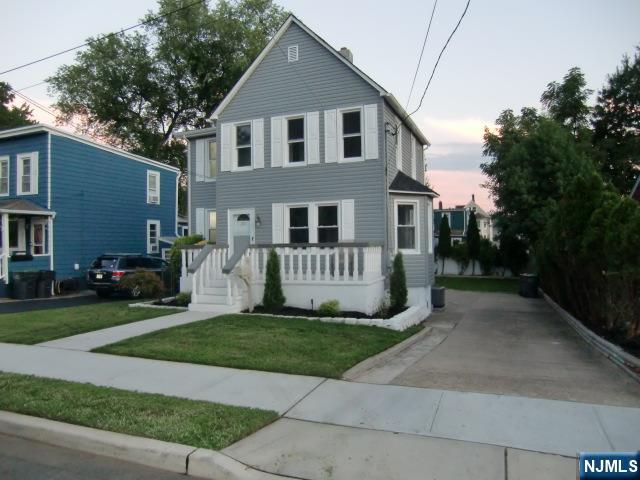 210 Merritt Avenue,Bergenfield, NJ 07621