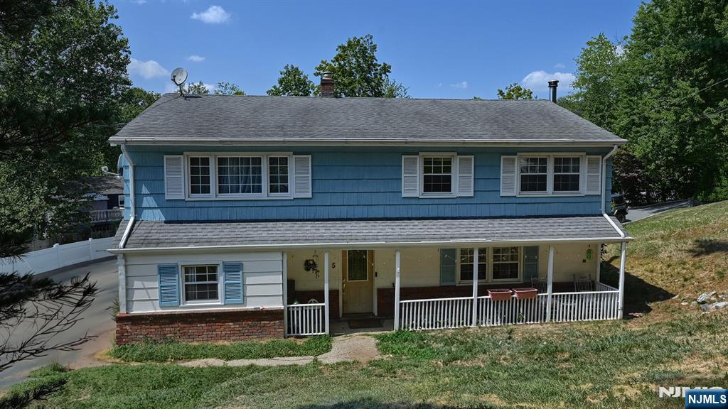 5 Wolfe Drive,Wanaque, NJ 07465