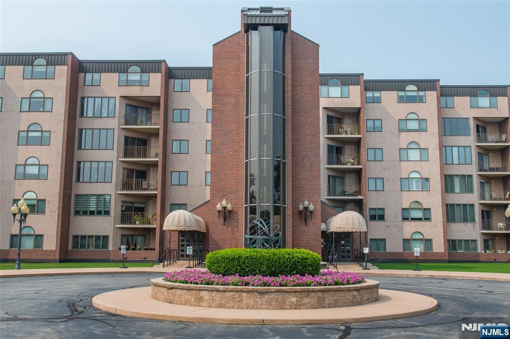 1360 Hamburg Turnpike,Wayne, NJ 07470