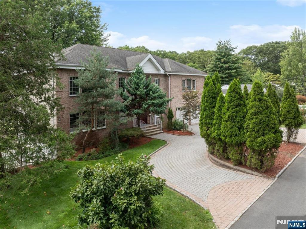 104 Montvale Avenue,Montvale, NJ 07645