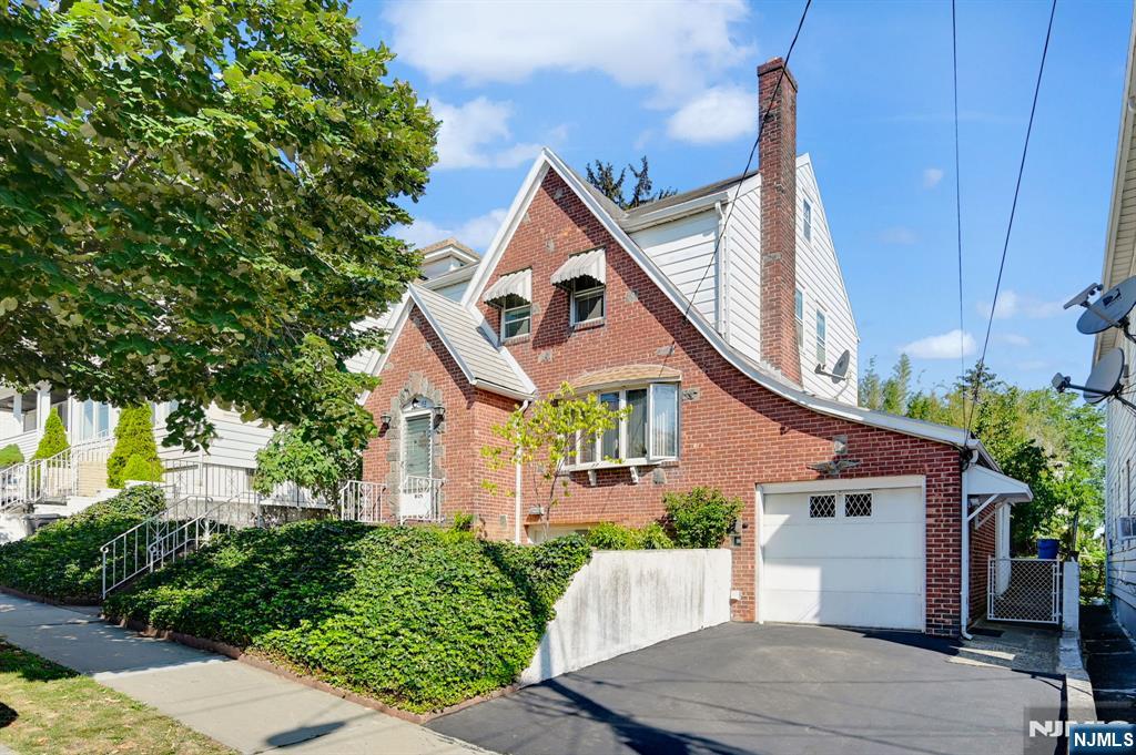 112 3rd Street,Clifton, NJ 07011