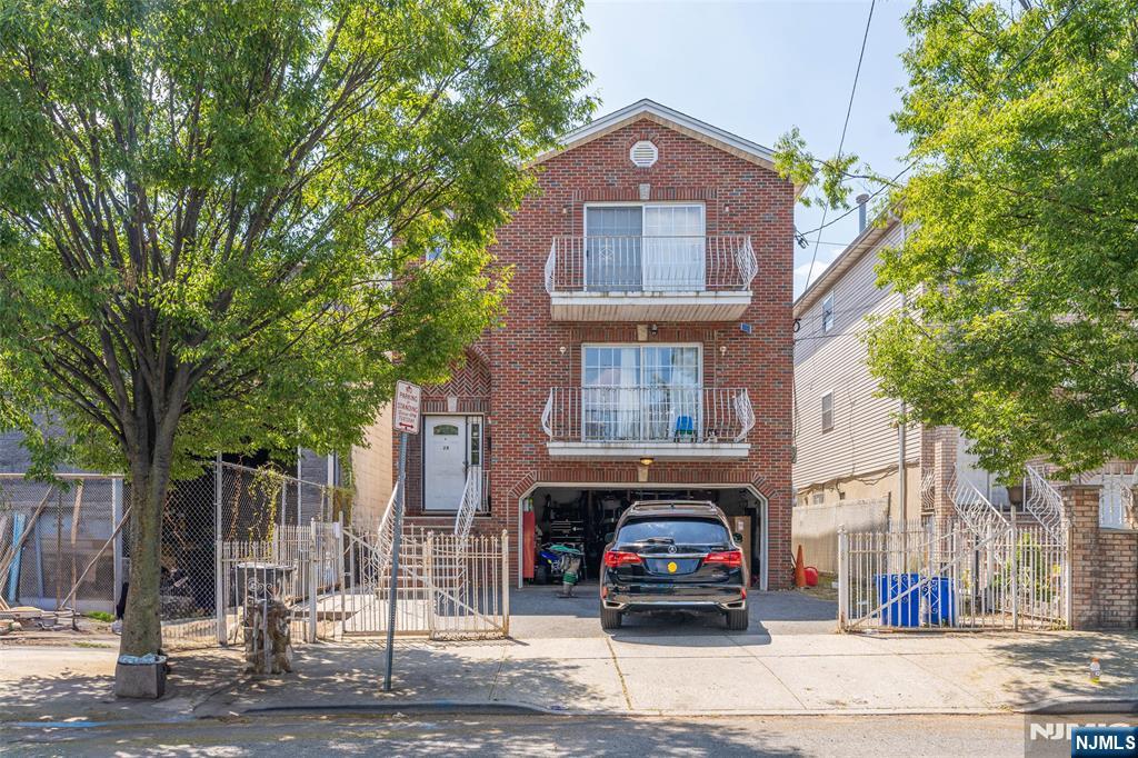 28 Branford Street,Newark, NJ 07114