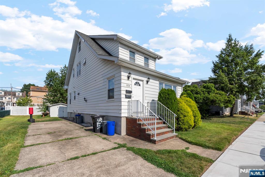 322 3rd Street,Saddle Brook, NJ 07663