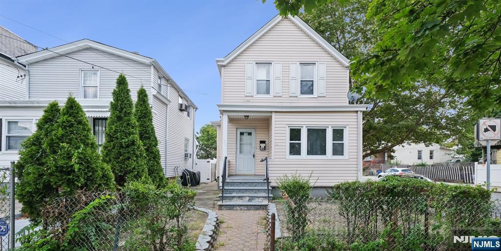 239 Summer Street,Passaic, NJ 07055