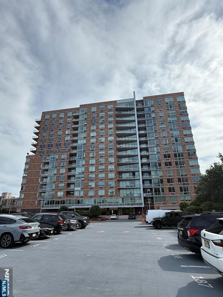 707 Hudson Park,Edgewater, NJ 07020