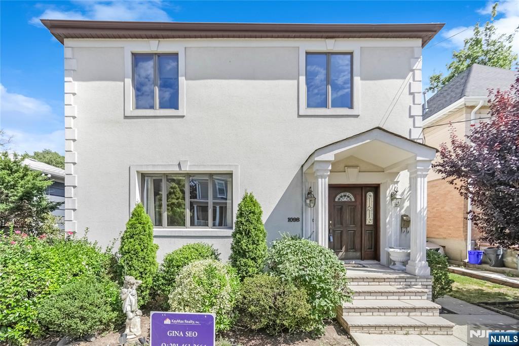 1098 Edgewood Lane,Fort Lee, NJ 07024