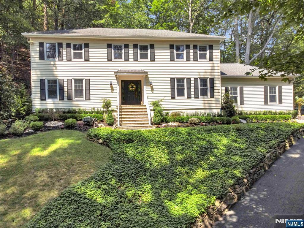 32 Lord Wm Penn Drive,Morristown Town, NJ 07960