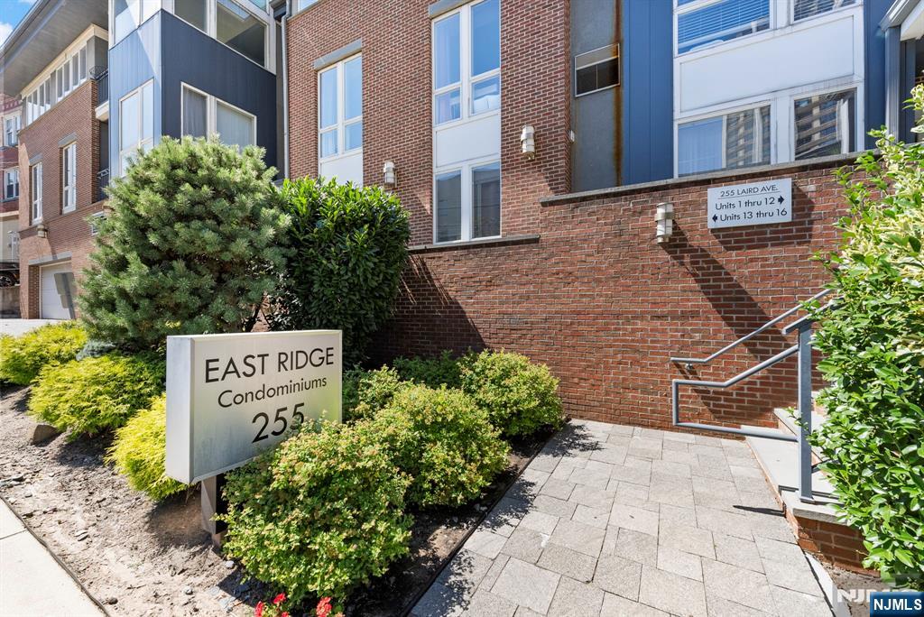 255 Laird Avenue,Cliffside Park, NJ 07010