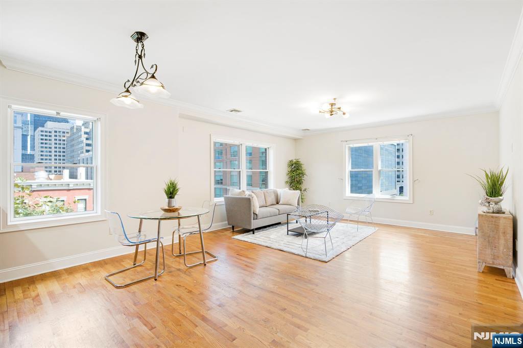 63 Sussex Street,Jersey City, NJ 07302