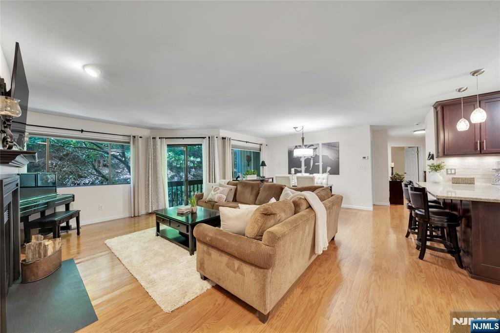 112 Magnolia Road,Ramsey, NJ 07446