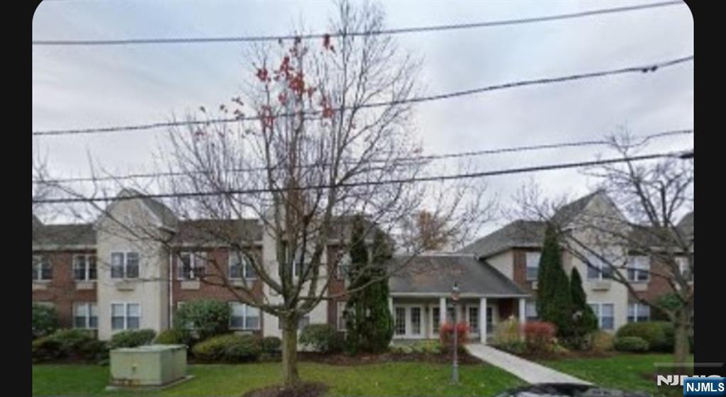 25 Crest Street,Westwood, NJ 07675