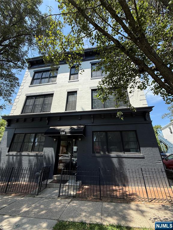 130 Forest Street,Montclair, NJ 07042