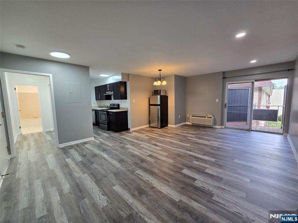 1111 River Road,Edgewater, NJ 07020