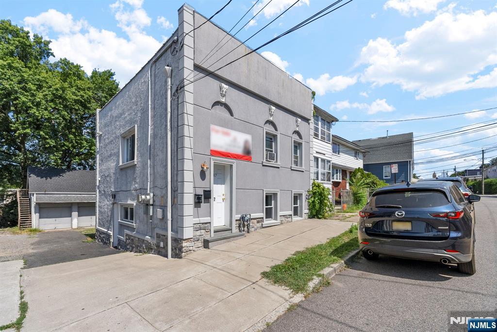 87 Macarthur Avenue,Garfield, NJ 07026