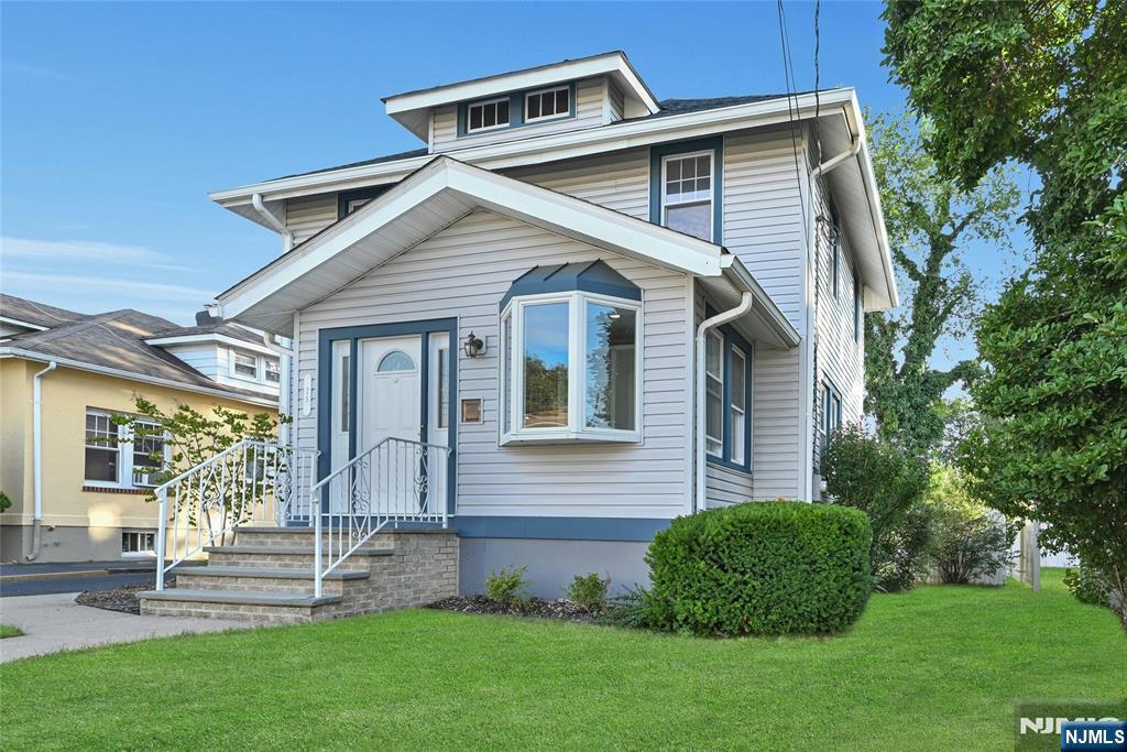 25 Marinus Street,Rochelle Park, NJ 07662