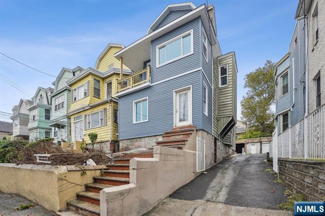 127 Randolph Avenue,Jersey City, NJ 07305