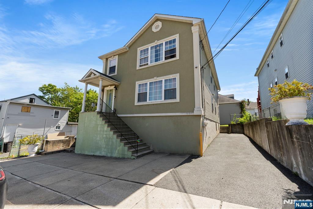 40-42 9th Street,Paterson, NJ 07522