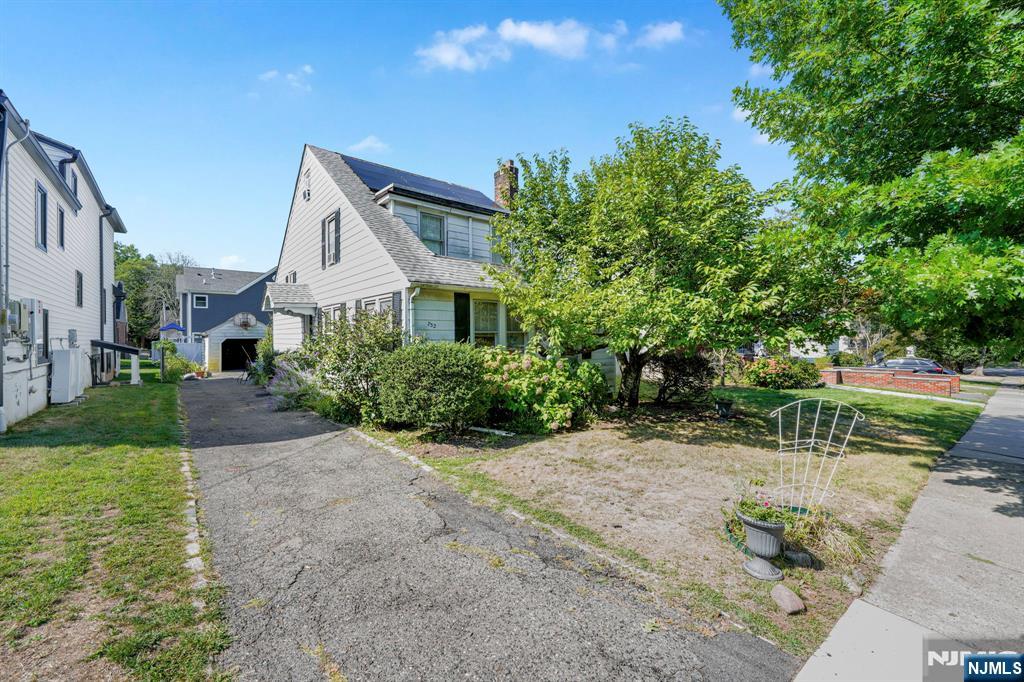 732 Rutland Avenue,Teaneck, NJ 07666