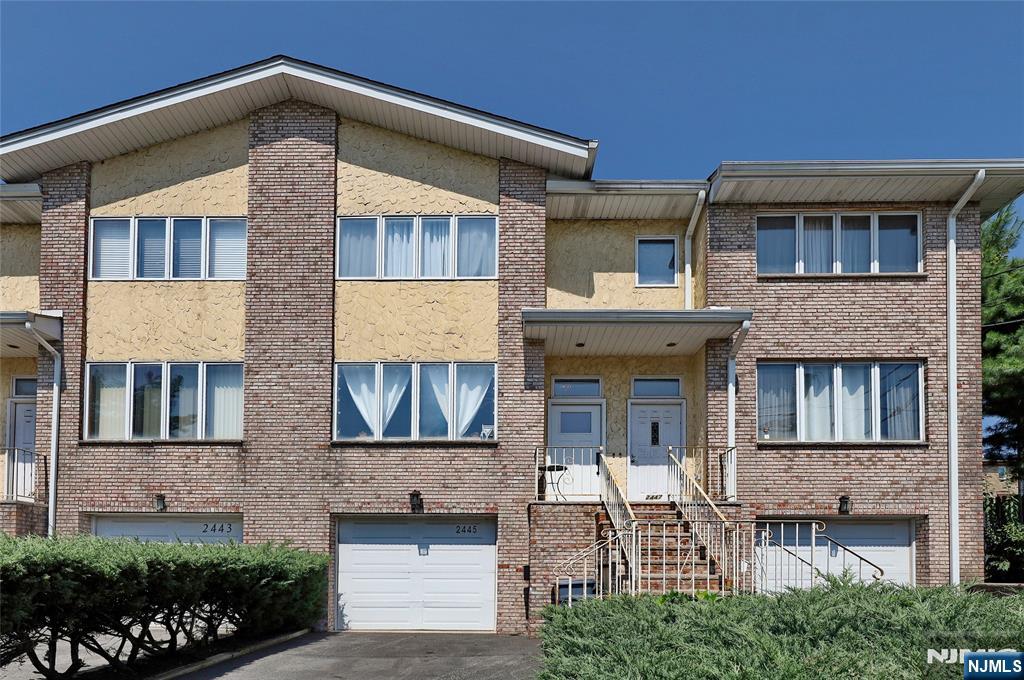 2445 6th Street,Fort Lee, NJ 07024