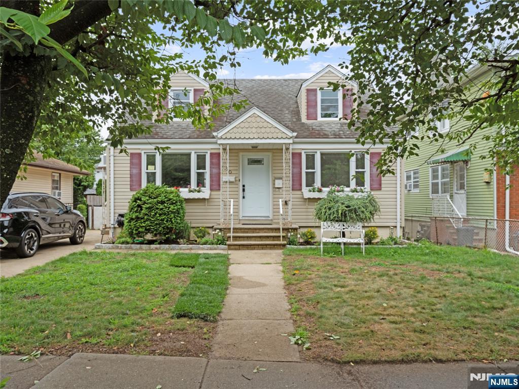 30 Avenue A ,Lodi, NJ 07644