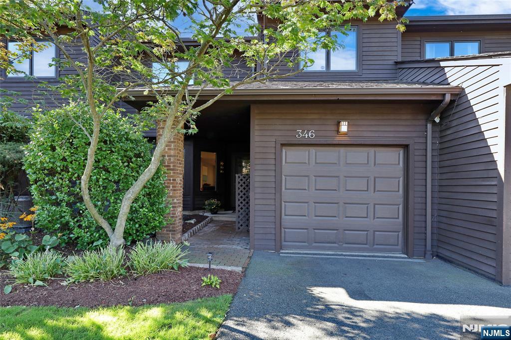 346 French Court,Teaneck, NJ 07666