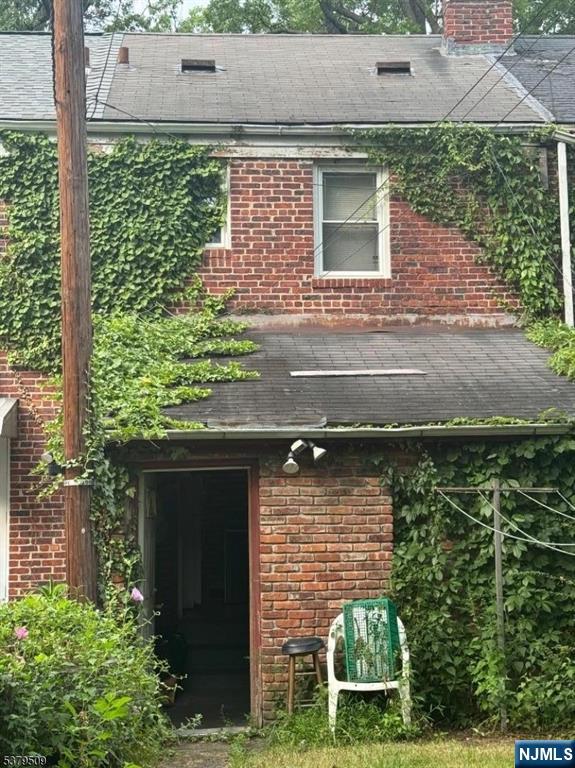 13 Melmore Gardens,East Orange, NJ 07017