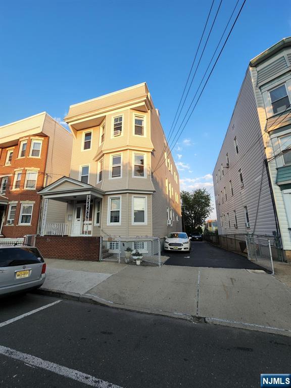 180 Devon Street,Kearny, NJ 07032