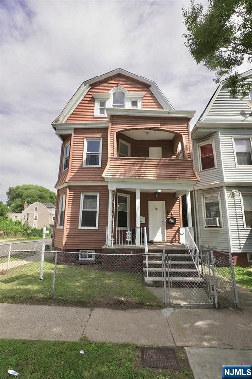 78 Eaton Place,East Orange, NJ 07017