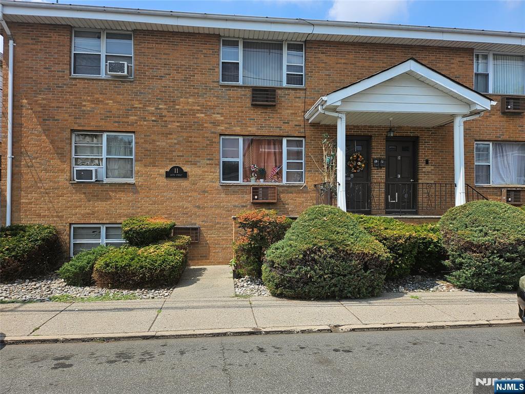 11 Boyd Street,Lodi, NJ 07644