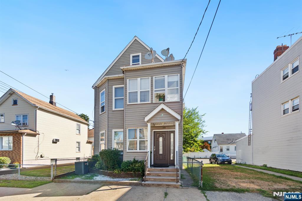 171 Wallington Avenue,Wallington, NJ 07057