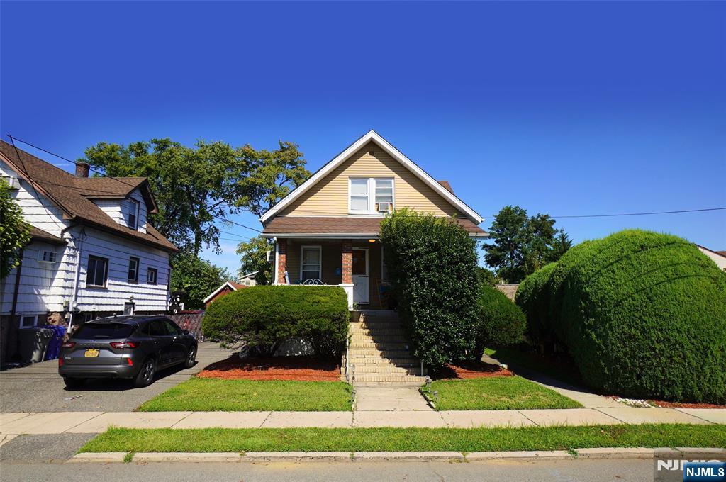 12 Columbus Avenue,Little Ferry, NJ 07643